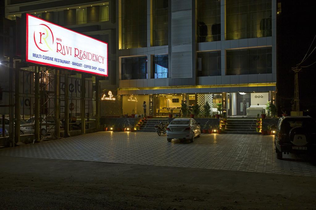 Hotel Ravi Residency Morbi Zewnętrze zdjęcie