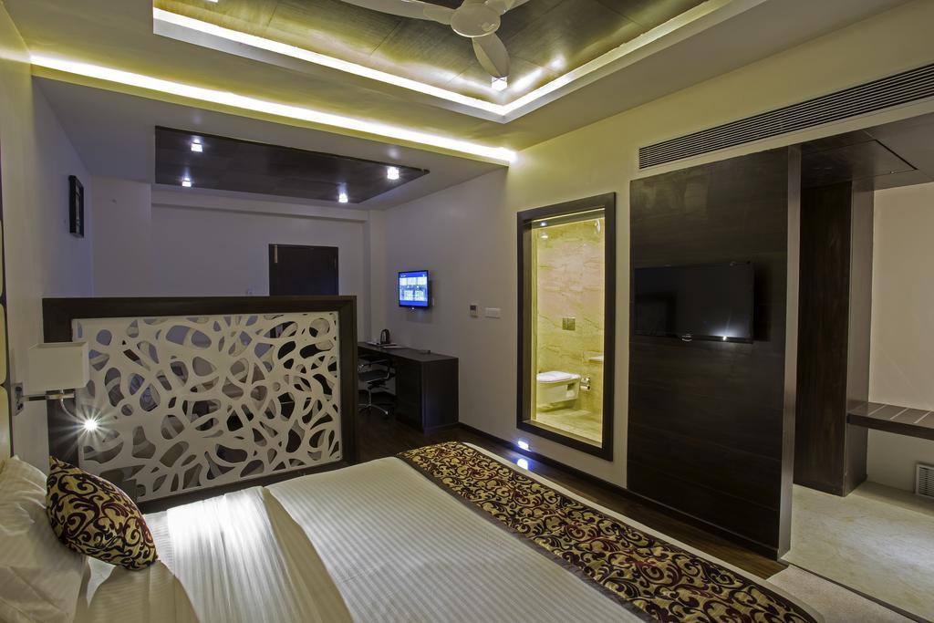 Hotel Ravi Residency Morbi Pokój zdjęcie