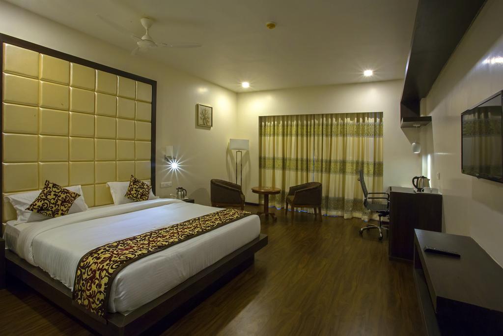Hotel Ravi Residency Morbi Pokój zdjęcie