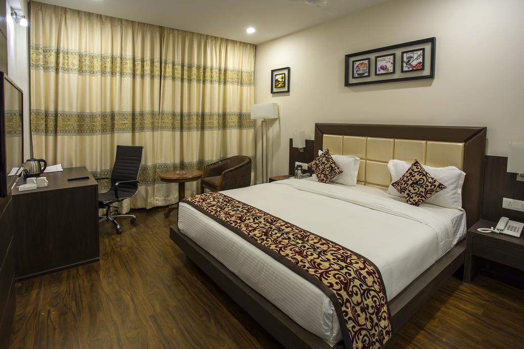 Hotel Ravi Residency Morbi Pokój zdjęcie